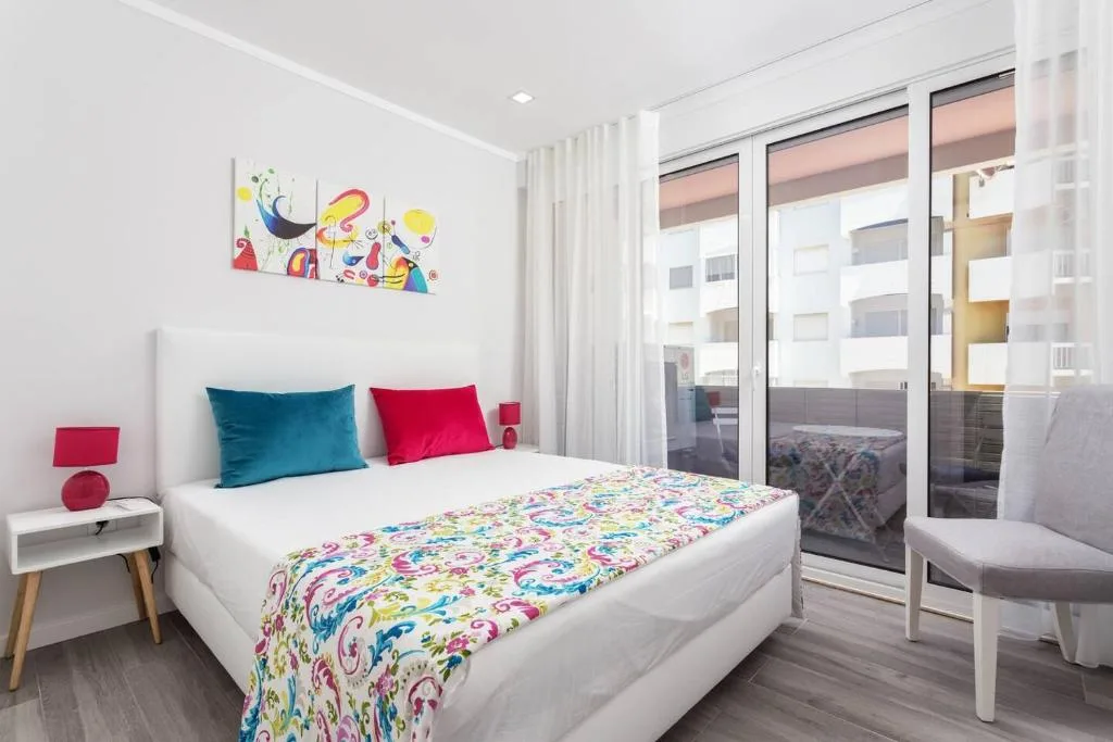 Luxury Beach Apartment — interior 6